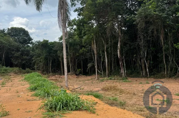 Terreno à Venda em Mairinque - 2093m² com Vista para a Natureza