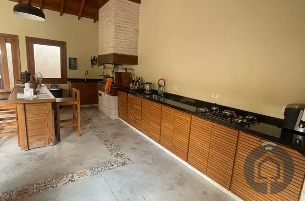 Casa para venda, 4 quarto(s),  Vila Irene, São Roque