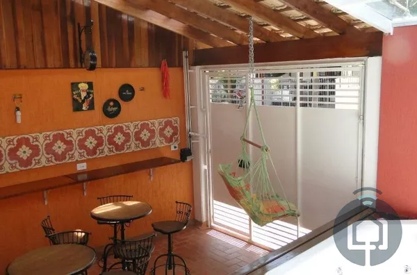 Sobrado para venda, 3 quarto(s), em São Roque