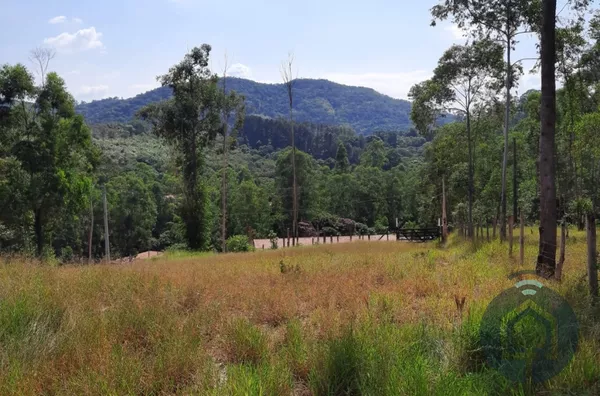 Excelente terreno com vista privilegiada 