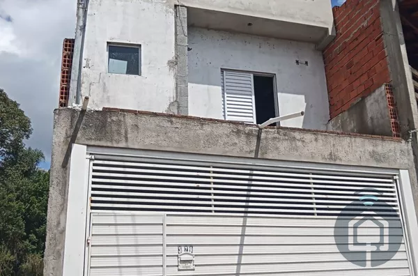 Excelente Oportunidade: Casa de 3 Quartos à Venda em Caucaia do Alto, Cotia!