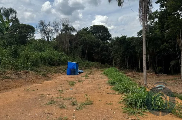 Terreno à Venda em Mairinque - 2093m² com Vista para a Natureza