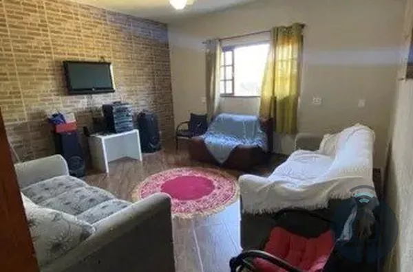 Chácara encantadora com lazer completo em Mairinque – perfeita para curtir com a família ou investir!