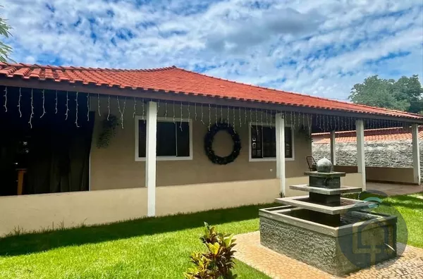 Chácara à Venda em Cesário Lange: 3 Quartos, Pomar, Área Gourmet e Excelente Localização!