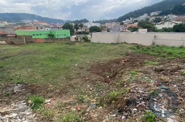 Terreno bem localizado em Alumínio 