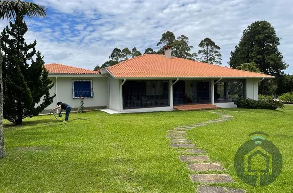 Oportunidade Única: Sítio em São Roque, o Refúgio Perfeito