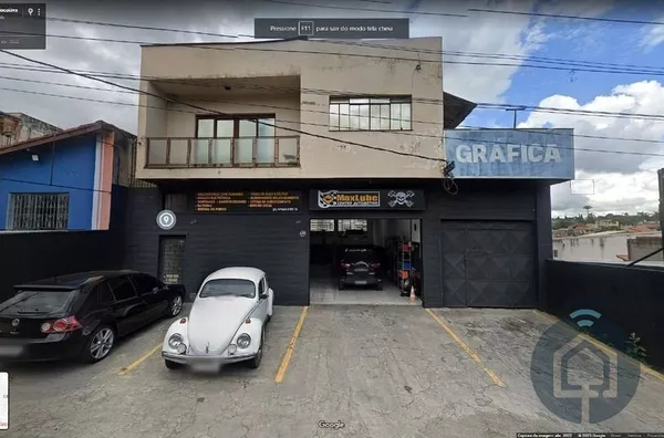 Investimento Versátil: Conforto Residencial e Potencial Comercial Unidos