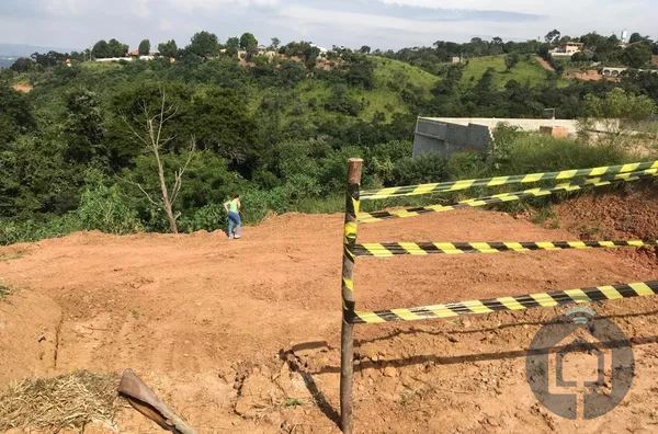 Terreno à Venda no Loteamento Costa do Sol – Mairinque/SP