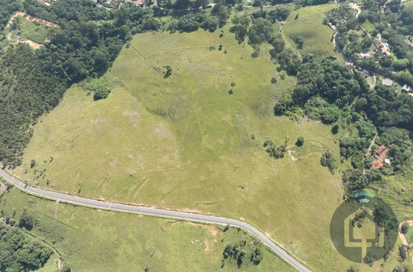 Desenvolva Seu Projeto na Rota do Vinho: Espaço Ideal para Loteamentos e Complexos de Lazer