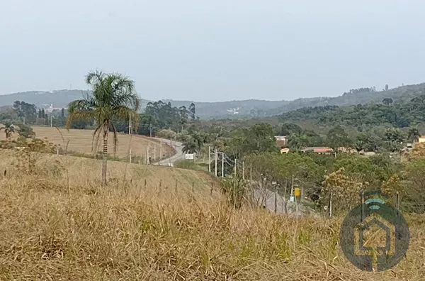 Terreno à Venda na Estrada do Vinho – São Roque