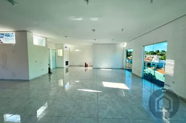 Perfeito para Escritórios e Consultórios – Amplo e Personalizável