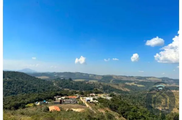 Lindo terreno em condomínio fechado no Saboó
