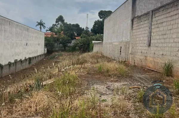 Terreno no Centro de São Roque – O Lugar Ideal para Seu Projeto!
