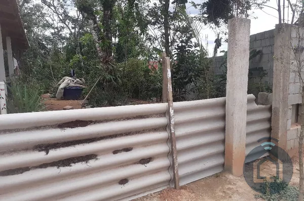 Terreno à Venda: 165 m² em Localização Privilegiada!