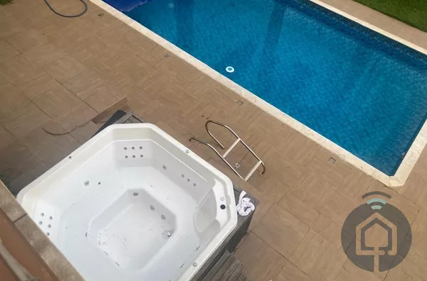 Casa Alto Padrão Porteira Fechada com Piscina Aquecida e Espaço Gourmet!