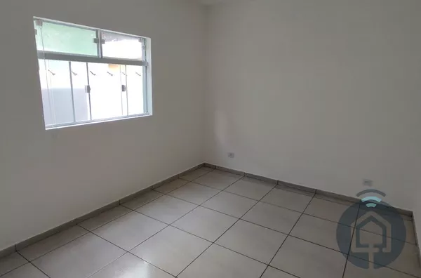 Bem-vindo ao Seu Refúgio: Sobrado Novo e Pronto para Morar!