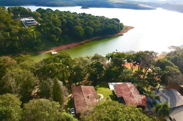 Chácara para temporada, 6 quarto(s),  em Ibiúna