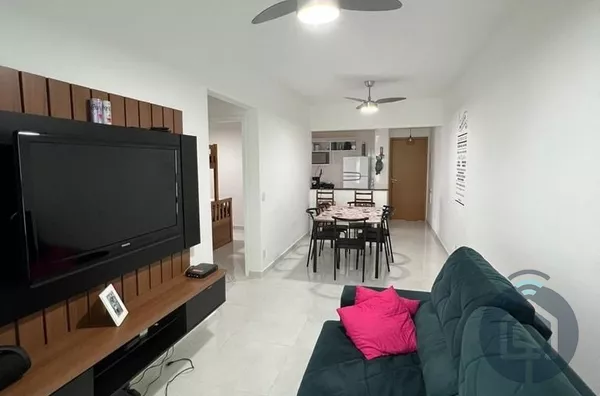 Apartamento mobiliado em frente ao mar 