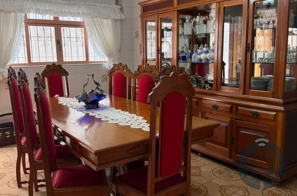 Sobrado Espaçoso com Área Gourmet!