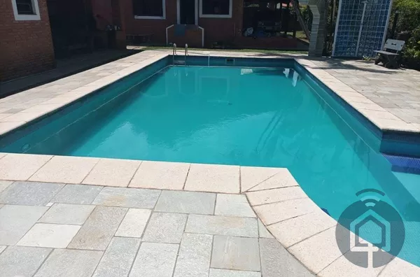 Chácara dos Sonhos em Araçoiaba da Serra – Completa e Porteira Fechada