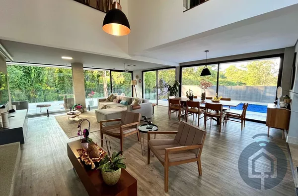 Sua Nova Casa com Vista para o Pôr do Sol e Mata Preservada