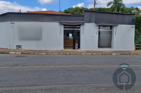 Casa no Cambará à Venda – Excelente para Moradia ou Negócio