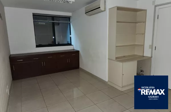Sala comercial em andar para venda,  Santa Cecília, São Paulo