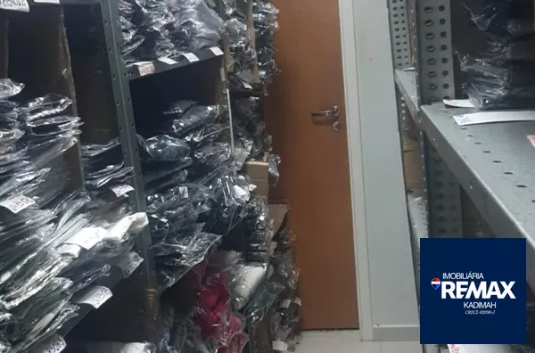 Ponto Comercial e 2 banheiros para Alugar, 120 m² por R$ 15.000/Mês - Foto 8