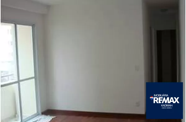 2 dormitórios, sala para dois ambientes, banheiro, duas varandas, cozinha e área de serviço