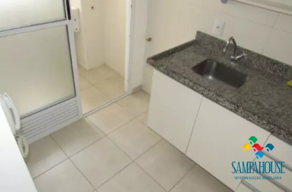 2 dormitórios, 1 banheiro, terraço grande com vidros/cortina - Foto 6