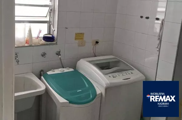 3 dormitórios, sala ampla e pé direito alto, 1 suite e 2 vagas de garagem - Foto 17