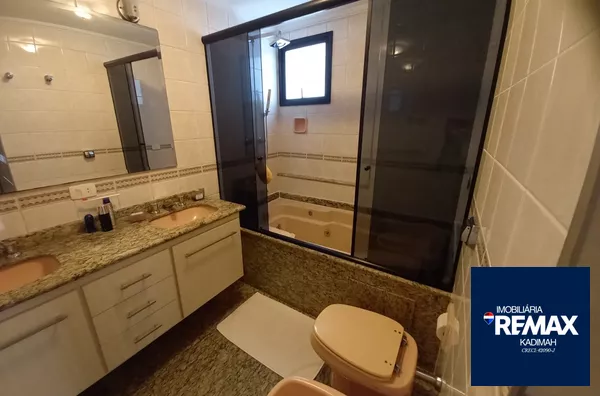 4 suítes – 1 das suítes tem 1 closet 1 lavabo 4 vagas 250 metros em Higienópolis! - Foto 43