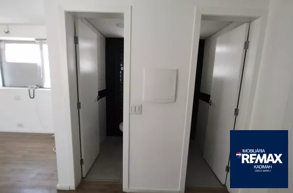 Sala comercial com 72 metros e 2 vagas em Higienópolis!