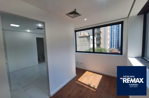 Sala comercial em andar para venda,  Pinheiros, São Paulo