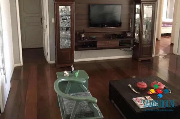 3 dormitórios, sala ampla e pé direito alto, 1 suite e 2 vagas de garagem - Foto 4