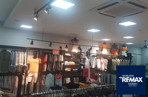 Ponto Comercial e 2 banheiros para Alugar, 120 m² por R$ 15.000/Mês
