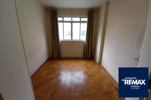 Apartamento de 1 dormitório,  sala/quarto, totalmente reformado!