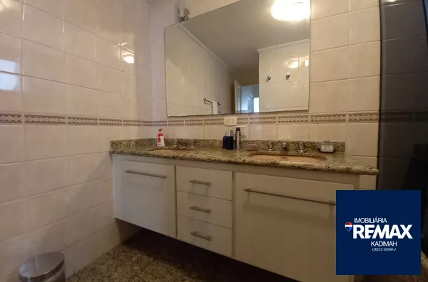 4 suítes – 1 das suítes tem 1 closet 1 lavabo 4 vagas 250 metros em Higienópolis! - Foto 40
