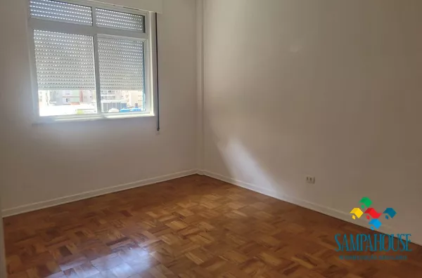 2 DORMITORIOS, FACE NORTE , PE DIREITO ALTO! - Foto 3