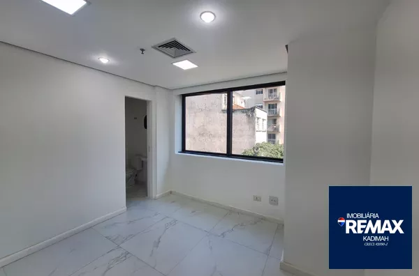 Sala comercial em andar para venda,  Pinheiros, São Paulo