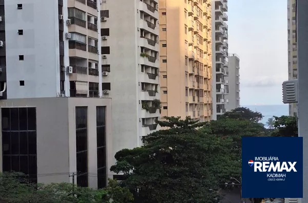 1 dormitório, 1 banheiro, 1 vaga de garagem, encontra-se mobiliado, localizado em condomínio, com churrasqueira e serviço de praia. - Foto 7