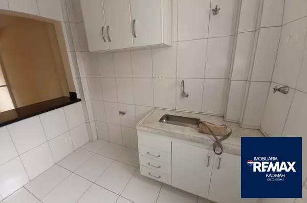 Apartamento de 1 dormitório, sala/quarto, totalmente reformado! - Foto 13