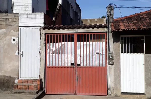 CASA DUPLEX para aluguel ELDORADO Serra