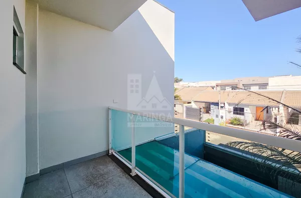 Sobrado com piscina, 3 quartos (1 suíte) no Ecovalley