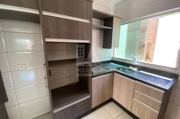 Casa e Terreno Comercial a venda, 3 quartos (1 suíte), Jardim Atami, Maringá PR