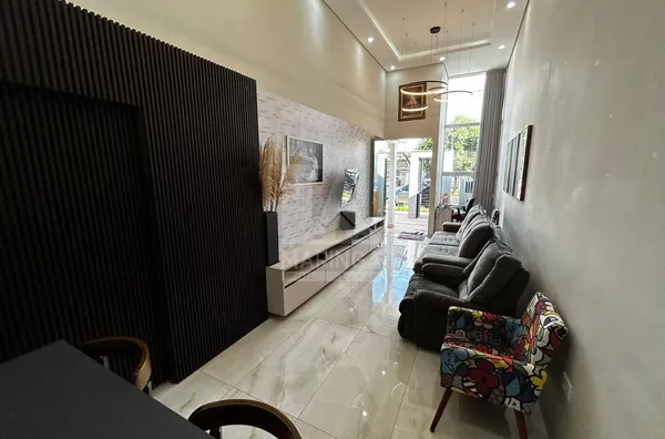 Casa MOBILIADA com PISCINA a venda, 3 suítes, Jardim Oriental, Maringá PR