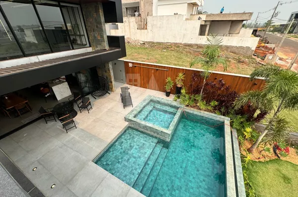 Sobrado a venda no RESORT em Porto Rico, com 6 suítes, elevador,  piscina, Jacuzzi com vista para o Rio