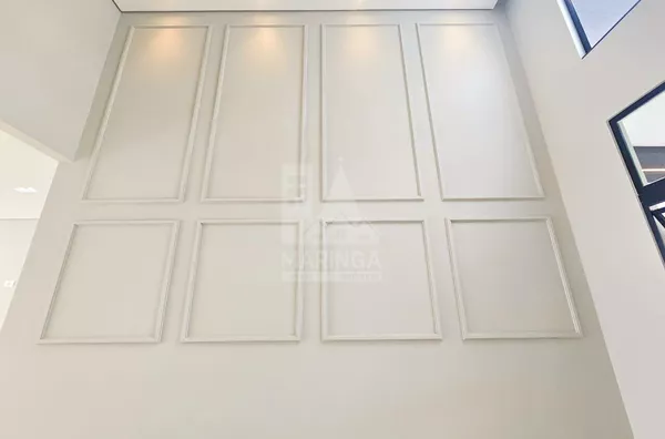 Interna da casa com 3 suítes e piscina no Jd. Munique