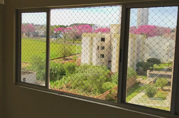 Apartamento a venda, 2 quartos, 1 vaga coberta, Sol da Manhã, Jardim Ipanema, Maringá PR - Prox. a UNICESUMAR