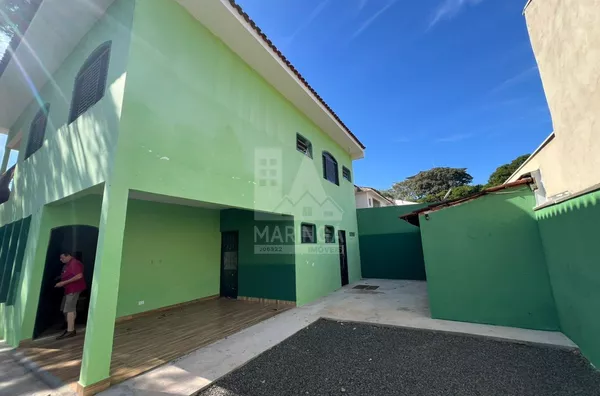 Sobrado para venda residencial ou comercial, 4 quartos 1 suíte, Zona 07, Maringá